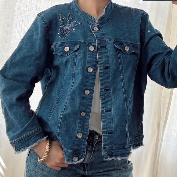 Alfred Dunner Butterly Embellished Lightweight Denim Jacket Women's Size 16P - Picture 7 of 7